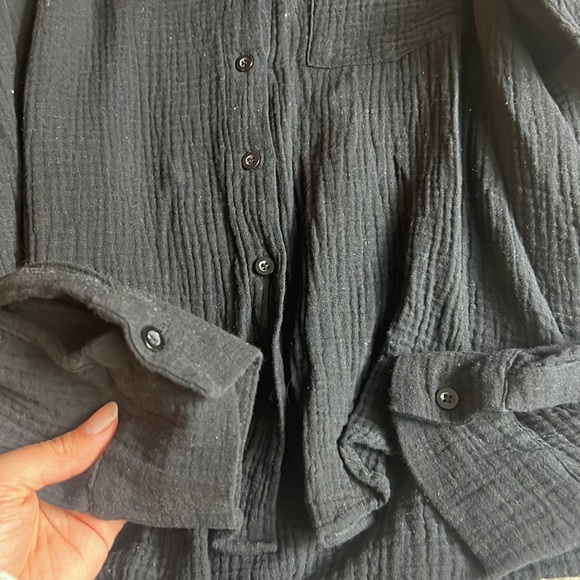 Lulu’s Top - Picture 2 of 4